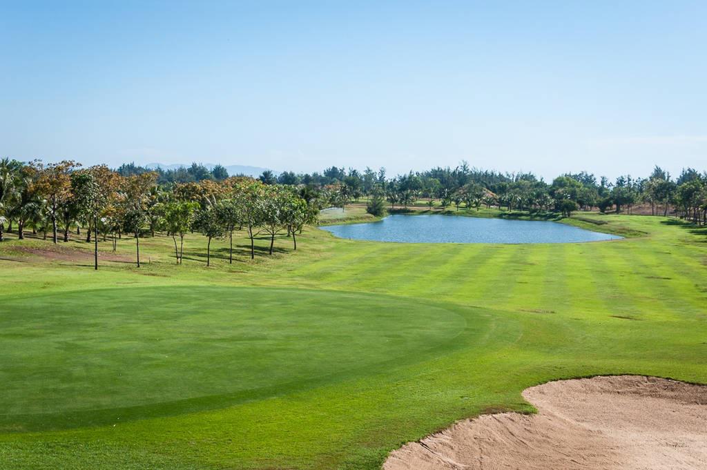 Choáng ngợp với sự hiện đại của sân golf Paradise Vũng Tàu