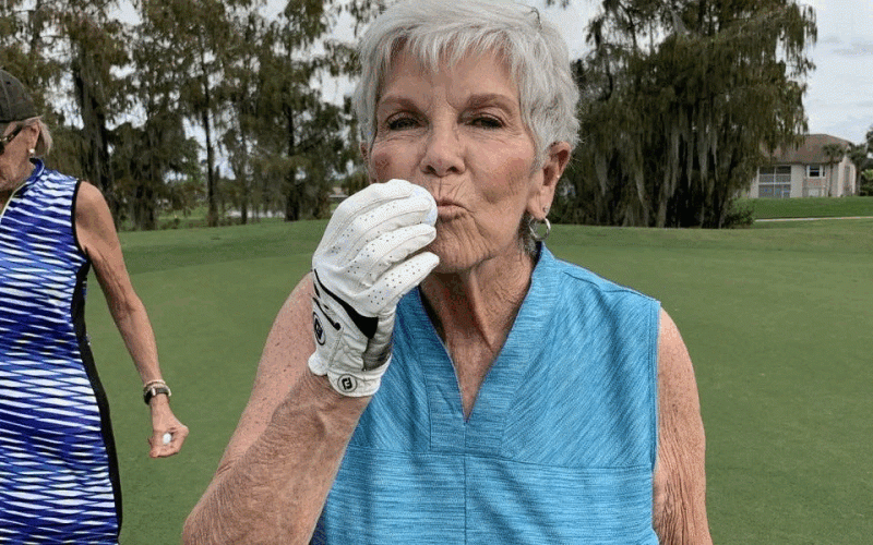 Nữ golfer 74 tuổi ghi Hole in One hai lần trong vòng đấu