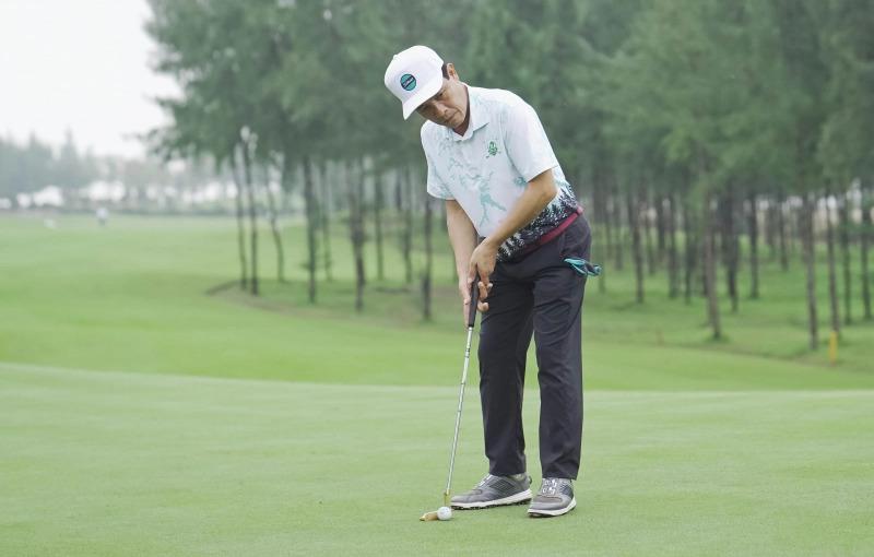 Golfer Lê Đình Bộ vô địch giải Outing tháng 10 của CLB golf Rau Má