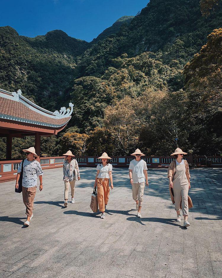 Tour Yên Tử Chùa Ba Vàng 2N1Đ | Hành hương chiêm bái đức Phật